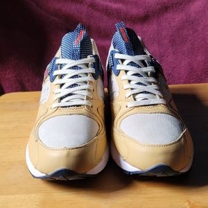 SAUCONY GRID 9000 SNS 'BUSINESS CLASS'